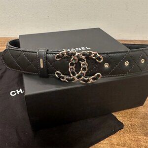 Authentic CHANEL Calfskin Quilted Black CC Gold Chain Belt, size 85